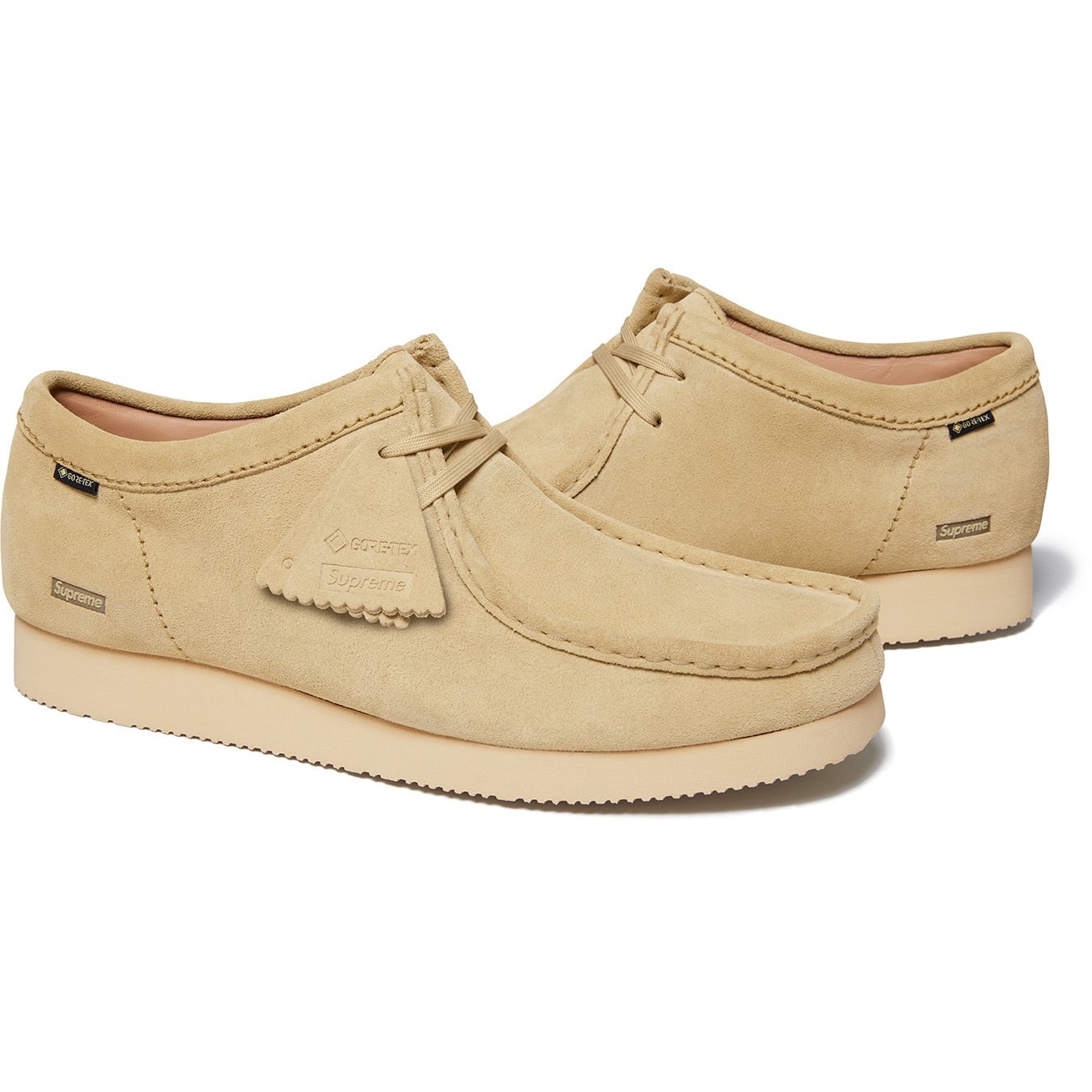 Supreme®/Clarks Originals® GORE-TEX Wallabee® view 3